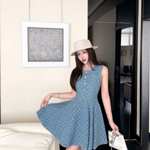 Replica Louis Vuitton LV Dresses Sleeveless For Women #1470579 $100.00 USD for Wholesale