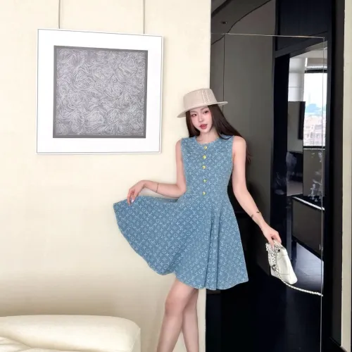 Replica Louis Vuitton LV Dresses Sleeveless For Women #1470579 $100.00 USD for Wholesale