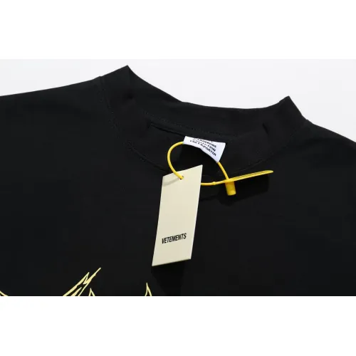 Replica VETEMENTS T-Shirts Short Sleeved For Unisex #1470586 $36.00 USD for Wholesale