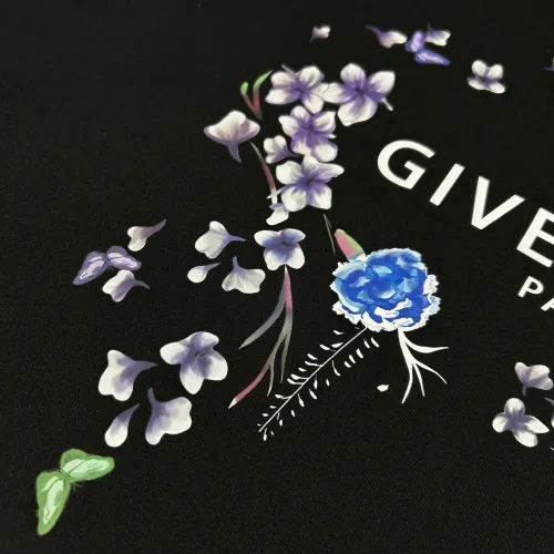 Replica Givenchy T-Shirts Short Sleeved For Men #1470731 $40.00 USD for Wholesale