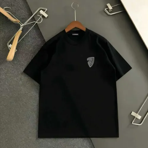 Replica Burberry T-Shirts Short Sleeved For Unisex #1470882 $36.00 USD for Wholesale