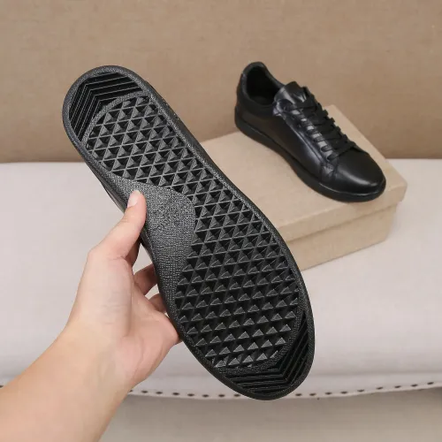 Replica Louis Vuitton Casual Shoes For Men #1471069 $80.00 USD for Wholesale