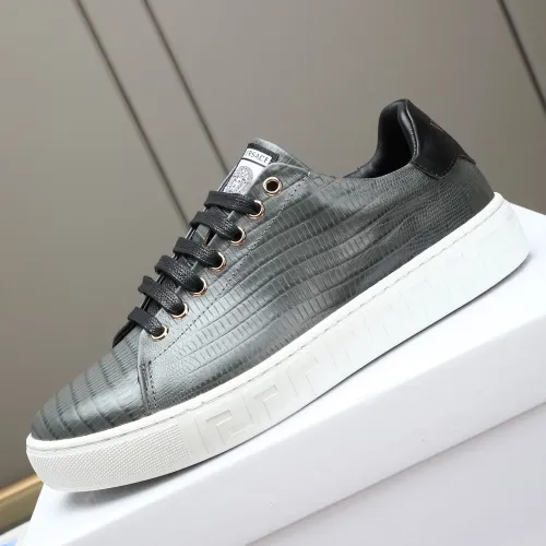 Replica Versace Casual Shoes For Men #1471570 $85.00 USD for Wholesale