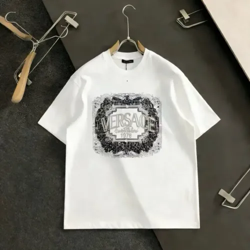 Wholesale Versace T-Shirts Short Sleeved For Men #1471772 $36.00 USD, Wholesale Quality Replica Versace T-Shirts