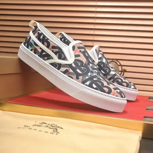 Replica Burberry Casual Shoes For Men #1471946 $80.00 USD for Wholesale