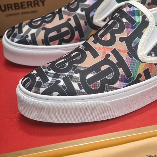 Replica Burberry Casual Shoes For Men #1471946 $80.00 USD for Wholesale