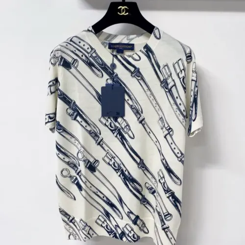 Wholesale Louis Vuitton LV T-Shirts Short Sleeved For Women #1472143 $115.00 USD, Wholesale Quality Replica Louis Vuitton LV T-Shirts