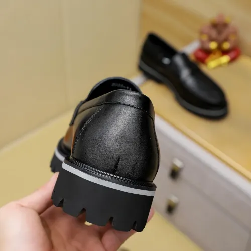 Replica Louis Vuitton LV Oxfords Shoes For Men #1472314 $92.00 USD for Wholesale