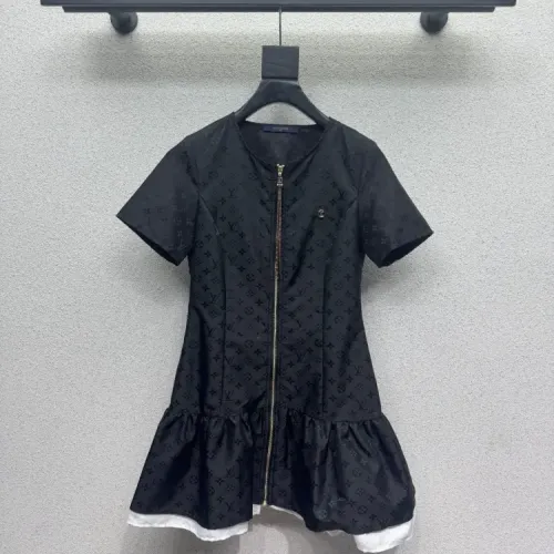 Wholesale Louis Vuitton LV Dresses Short Sleeved For Women #1472378 $130.00 USD, Wholesale Quality Replica Louis Vuitton LV Dresses