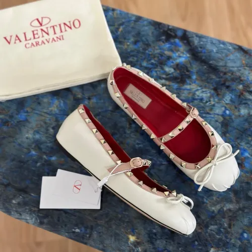 Wholesale Valentino Flat Shoes For Women #1472391 $118.00 USD, Wholesale Quality Replica Valentino Flat Shoes