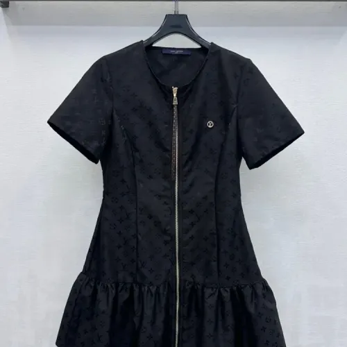 Wholesale Louis Vuitton LV Dresses Short Sleeved For Women #1472454 $125.00 USD, Wholesale Quality Replica Louis Vuitton LV Dresses