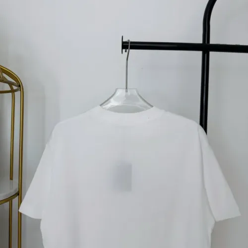 Replica Louis Vuitton LV T-Shirts Short Sleeved For Unisex #1473155 $39.00 USD for Wholesale