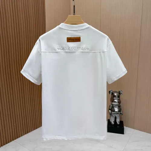 Replica Louis Vuitton LV T-Shirts Short Sleeved For Men #1473167 $45.00 USD for Wholesale