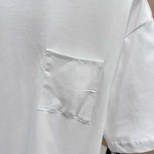 Replica Louis Vuitton LV T-Shirts Short Sleeved For Men #1473167 $45.00 USD for Wholesale
