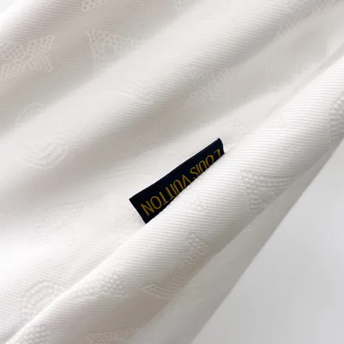Replica Louis Vuitton LV Shirts Short Sleeved For Men #1473492 $52.00 USD for Wholesale