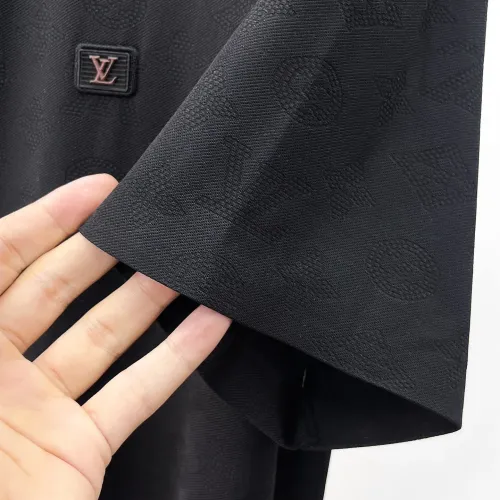 Replica Louis Vuitton LV Shirts Short Sleeved For Men #1473495 $52.00 USD for Wholesale