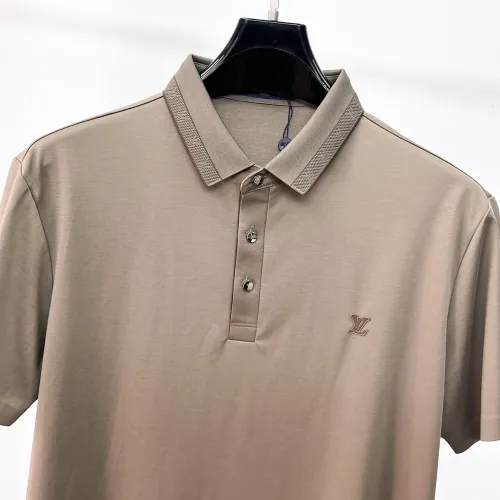 Replica Louis Vuitton LV T-Shirts Short Sleeved For Men #1473520 $48.00 USD for Wholesale