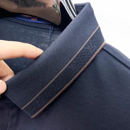 Replica Louis Vuitton LV T-Shirts Short Sleeved For Men #1473521 $48.00 USD for Wholesale