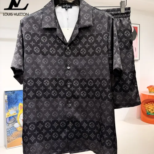 Wholesale Louis Vuitton LV Tracksuits Short Sleeved For Men #1473637 $76.00 USD, Wholesale Quality Replica Louis Vuitton LV Tracksuits