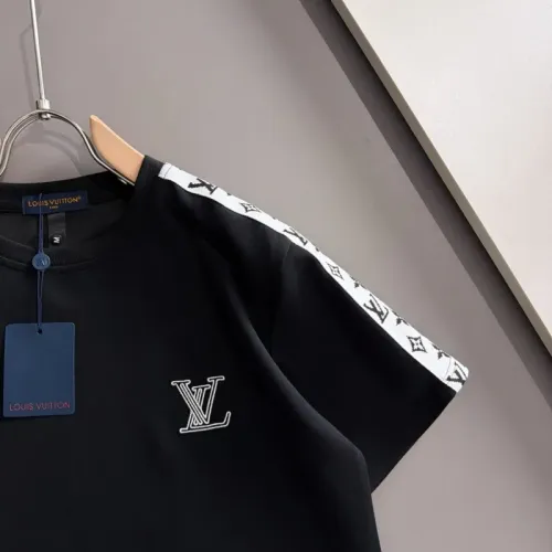 Replica Louis Vuitton LV Tracksuits Short Sleeved For Men #1473648 $64.00 USD for Wholesale