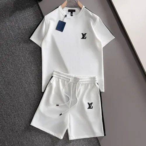 Wholesale Louis Vuitton LV Tracksuits Short Sleeved For Men #1473650 $64.00 USD, Wholesale Quality Replica Louis Vuitton LV Tracksuits