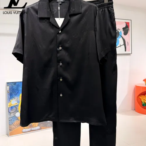 Wholesale Louis Vuitton LV Tracksuits Short Sleeved For Men #1473693 $85.00 USD, Wholesale Quality Replica Louis Vuitton LV Tracksuits