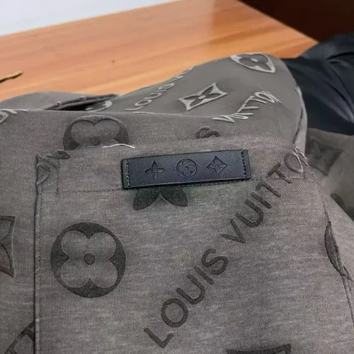 Replica Louis Vuitton LV Tracksuits Short Sleeved For Men #1473695 $82.00 USD for Wholesale