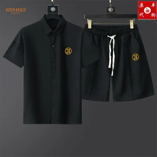 Wholesale Hermes Tracksuits Short Sleeved For Men #1473921 $48.00 USD, Wholesale Quality Replica Hermes Tracksuits