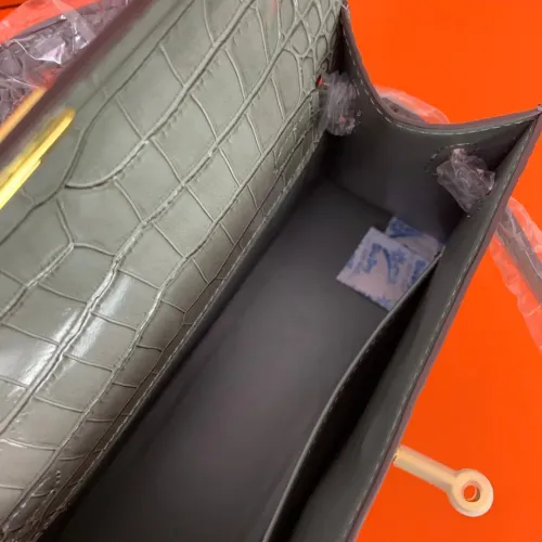 Replica Hermes AAA Quality Handbags For Women #1474389 $92.00 USD for Wholesale