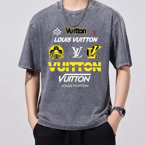 Replica Louis Vuitton LV T-Shirts Short Sleeved For Unisex #1474647 $45.00 USD for Wholesale
