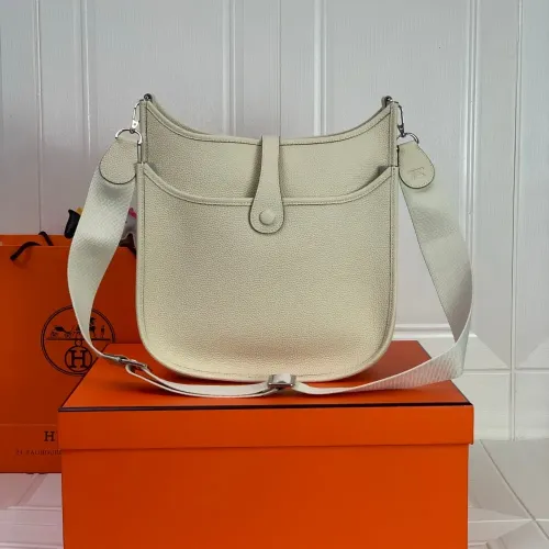 Replica Hermes AAA Quality Messenger Bags For Women #1474690 $98.00 USD for Wholesale