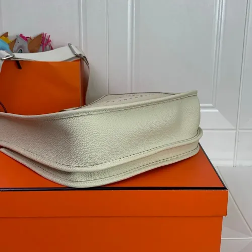 Replica Hermes AAA Quality Messenger Bags For Women #1474690 $98.00 USD for Wholesale