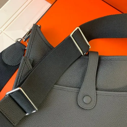 Replica Hermes AAA Quality Messenger Bags For Women #1474693 $98.00 USD for Wholesale