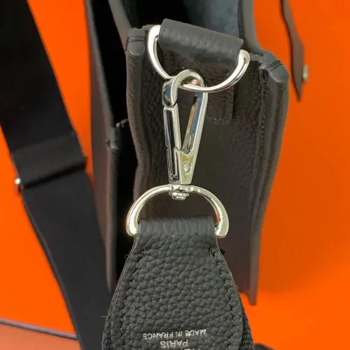 Replica Hermes AAA Quality Messenger Bags For Women #1474693 $98.00 USD for Wholesale