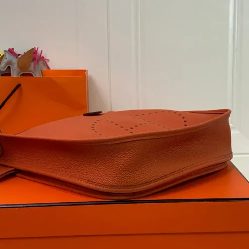 Replica Hermes AAA Quality Messenger Bags For Women #1474695 $98.00 USD for Wholesale