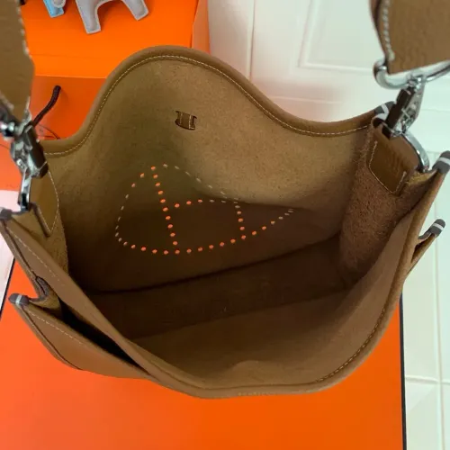 Replica Hermes AAA Quality Messenger Bags For Women #1474696 $98.00 USD for Wholesale