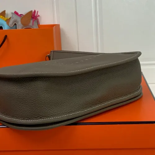 Replica Hermes AAA Quality Messenger Bags For Women #1474697 $98.00 USD for Wholesale