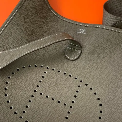 Replica Hermes AAA Quality Messenger Bags For Women #1474697 $98.00 USD for Wholesale