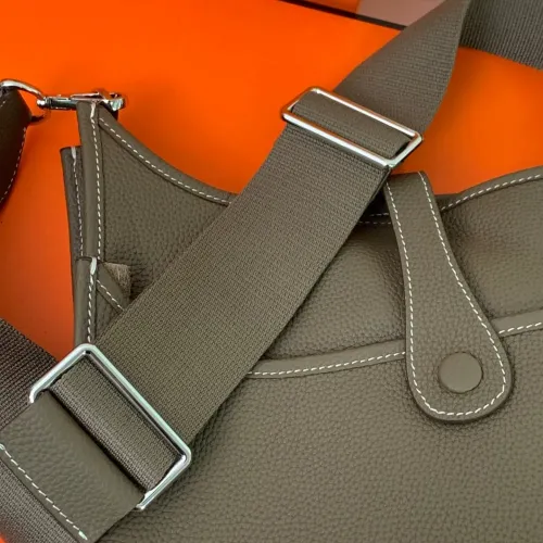 Replica Hermes AAA Quality Messenger Bags For Women #1474697 $98.00 USD for Wholesale