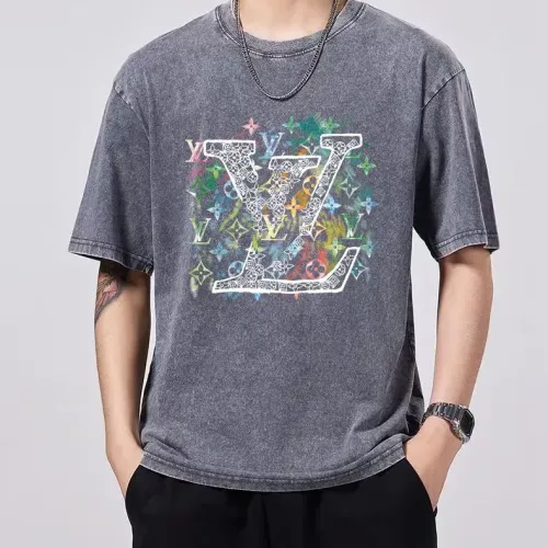 Replica Louis Vuitton LV T-Shirts Short Sleeved For Unisex #1474720 $45.00 USD for Wholesale
