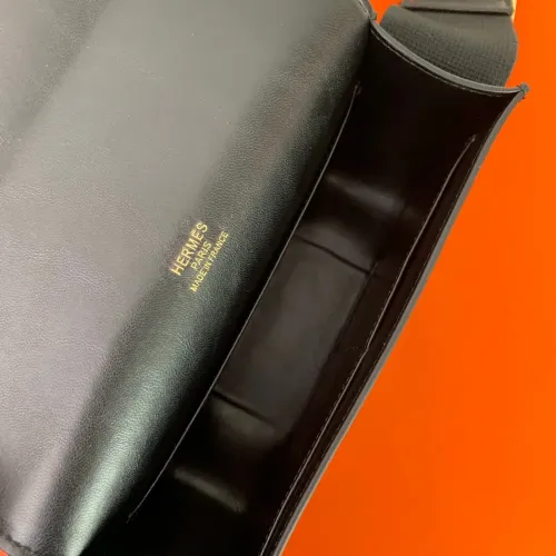 Replica Hermes AAA Quality Messenger Bags For Women #1474787 $108.00 USD for Wholesale