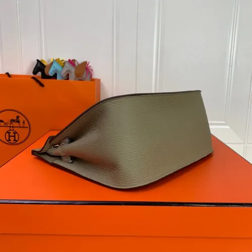 Replica Hermes AAA Quality Messenger Bags For Women #1474794 $115.00 USD for Wholesale