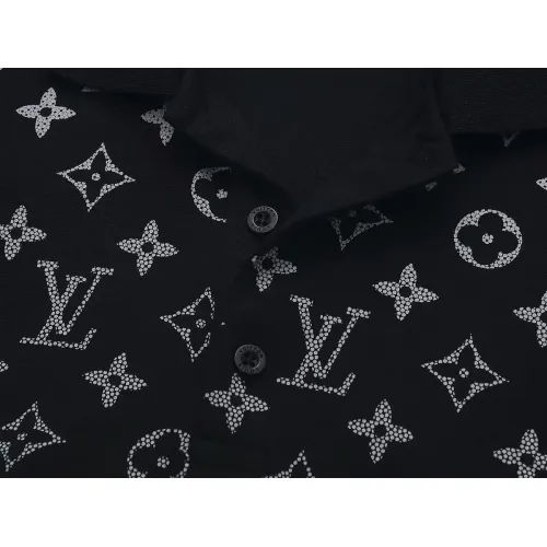Replica Louis Vuitton LV T-Shirts Short Sleeved For Men #1475203 $32.00 USD for Wholesale