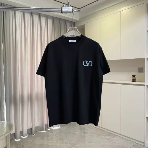 Wholesale Valentino T-Shirts Short Sleeved For Unisex #1475516 $45.00 USD, Wholesale Quality Replica Valentino T-Shirts