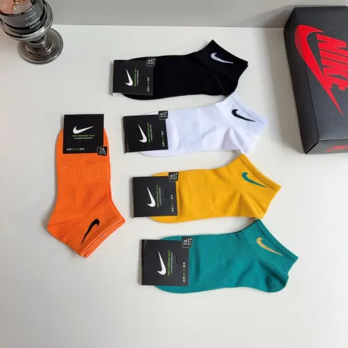 Replica Nike Socks #1476526 $27.00 USD for Wholesale