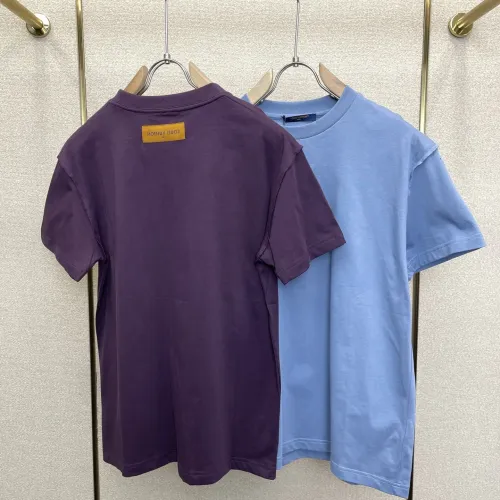 Replica Louis Vuitton LV T-Shirts Short Sleeved For Unisex #1477316 $60.00 USD for Wholesale