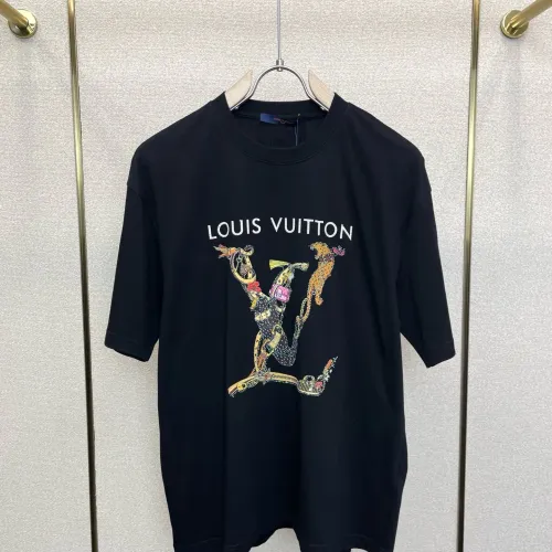 Wholesale Louis Vuitton LV T-Shirts Short Sleeved For Unisex #1477427 $72.00 USD, Wholesale Quality Replica Louis Vuitton LV T-Shirts