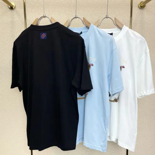 Replica Louis Vuitton LV T-Shirts Short Sleeved For Unisex #1477427 $72.00 USD for Wholesale