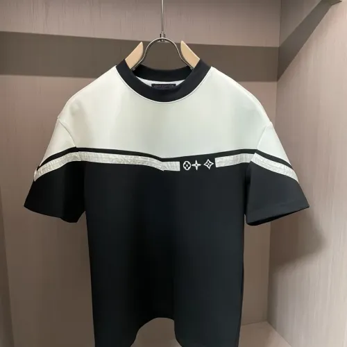 Replica Louis Vuitton LV Tracksuits Short Sleeved For Men #1477474 $122.00 USD for Wholesale