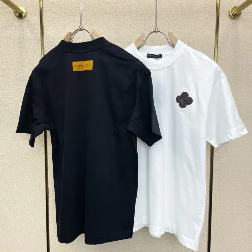 Replica Louis Vuitton LV T-Shirts Short Sleeved For Men #1477532 $80.00 USD for Wholesale